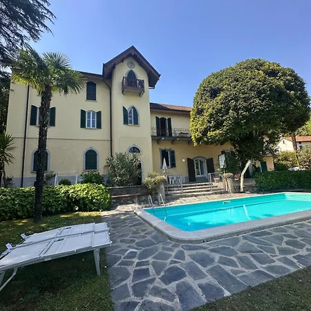 Apartment Dimora Vista Con Piscina Lesa