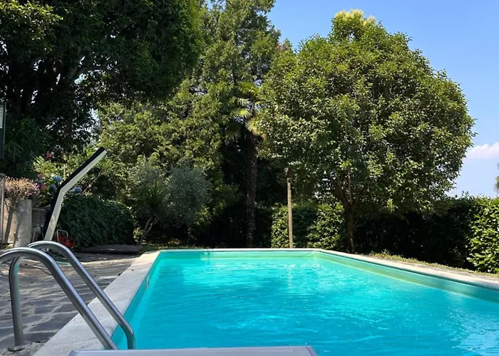 Appartement Dimora Vista Con Piscina Lesa